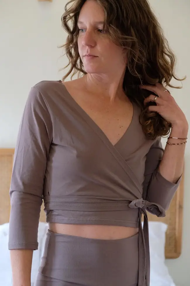 Comfortable Tops You’ll Love Wearing With Sweatpants at Home