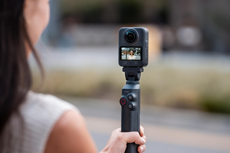 DJI Osmo 360 Captures 8K Panoramic Video and 4K Slow-Motion Footage