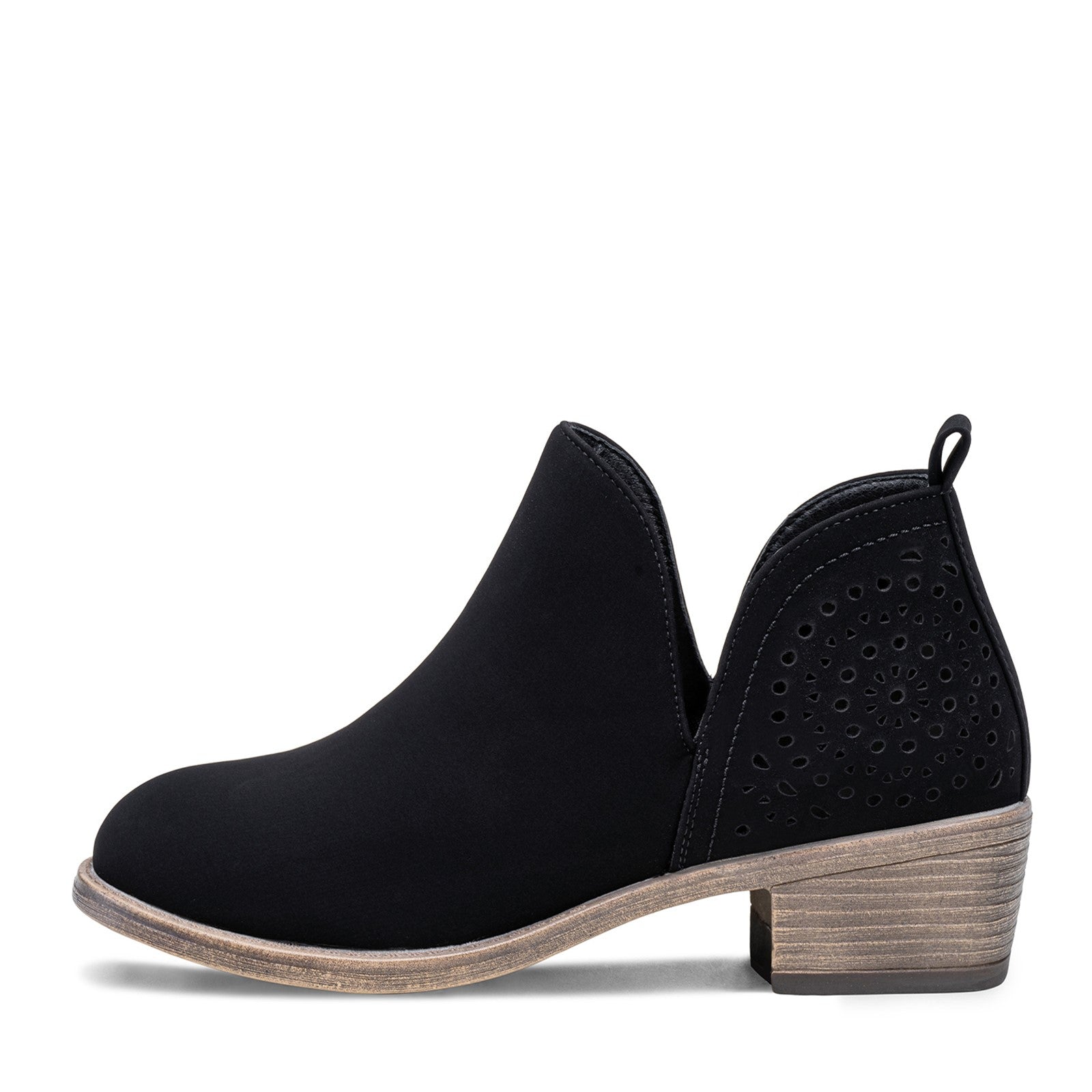 Vepose women's chunky cutout ankle booties in black nubuck
