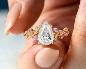 LisaJewelryUS lab-grown diamond jewelry collection